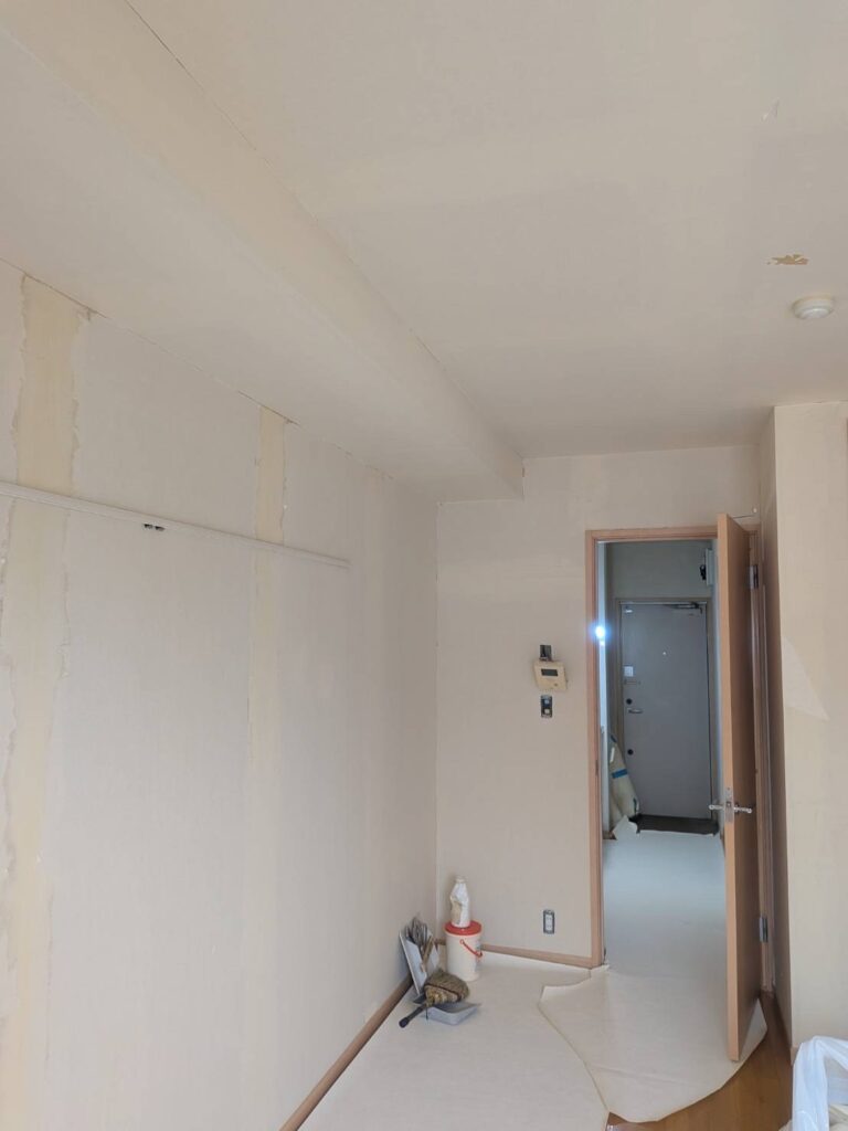 武蔵小山の賃貸マンション退去後クロスパテ写真