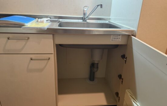 武蔵小山の賃貸マンション退去後にキッチンとお風呂場の水栓交換工事