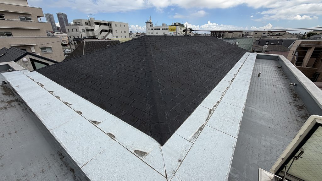 品川区小山でマンション屋上防水調査写真