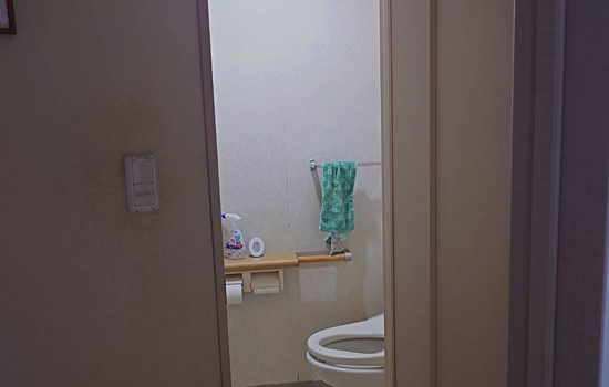 目黒区碑文谷のマンションで耐用年数が過ぎたトイレリニューアルのご相談