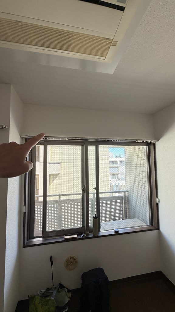 目黒区洗足で購入した中古マンション既存写真窓と壁
