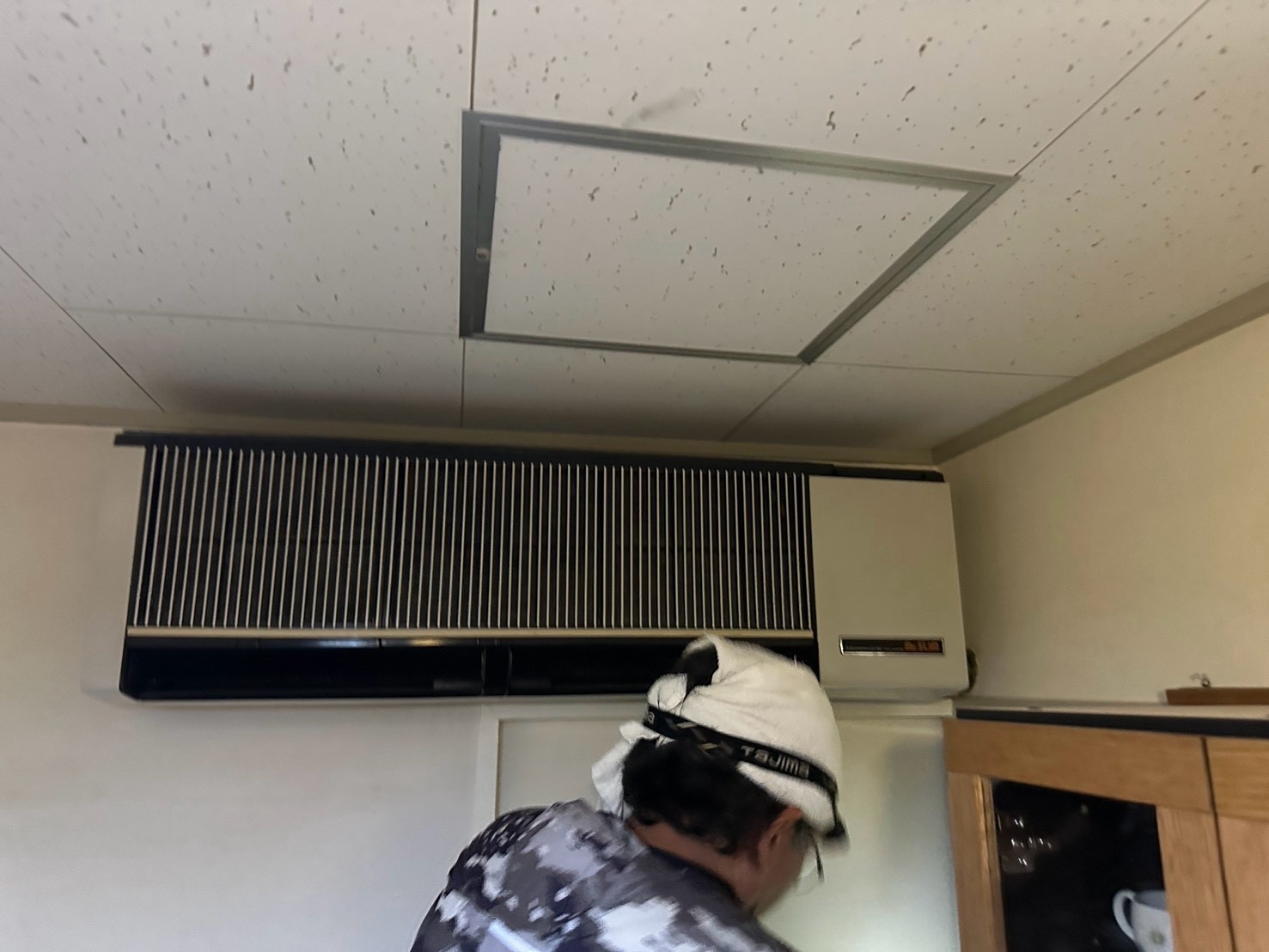 目黒区大岡山で業務用エアコン既存写真