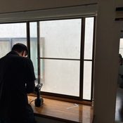 目黒区碑文谷で3階内窓設置工事中写真