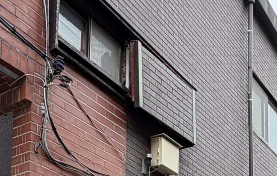 目黒区洗足で外壁が落っこちそうで何とかして欲しいとのご相談で調査