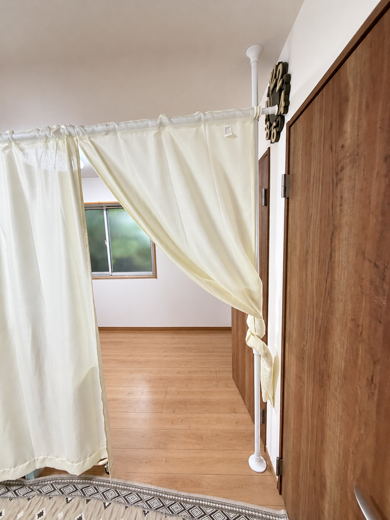 目黒区大岡山で子供部屋ドア2つの既存写真