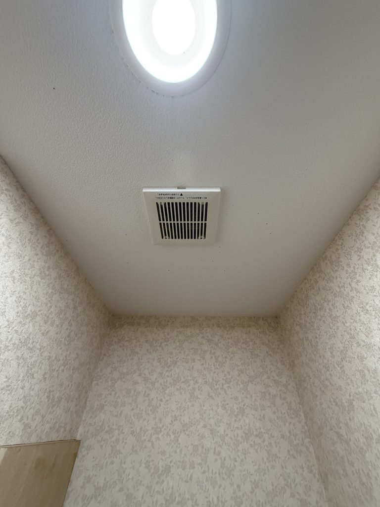 目黒区大岡山でトイレ既存写真