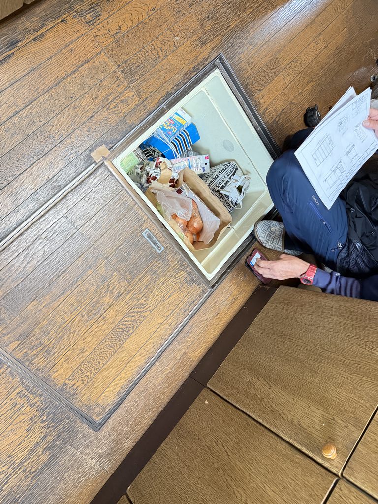 品川区荏原で床下点検口既存写真