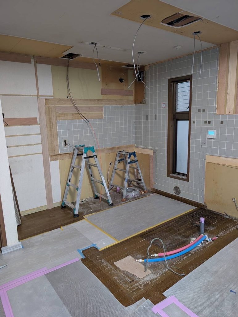 品川区小山でキッチン設置位置確認準備写真