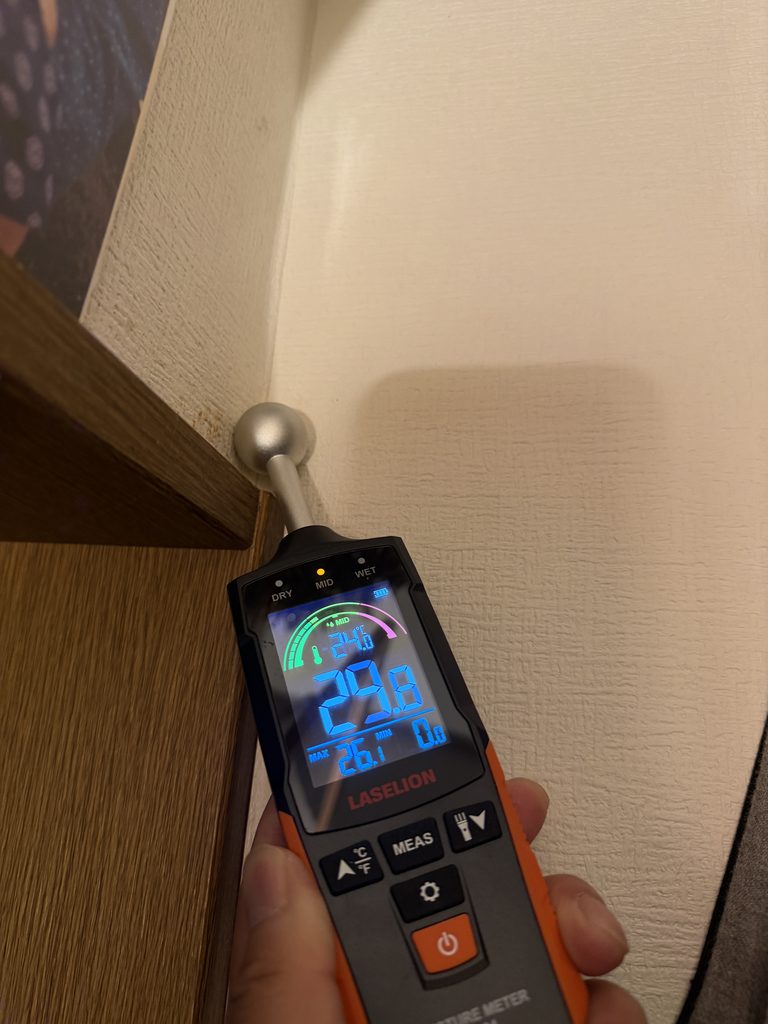 品川区小山台で雨漏り測定既存写真